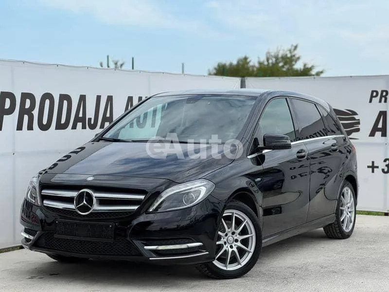 Mercedes Benz B 180 — polovni automobil