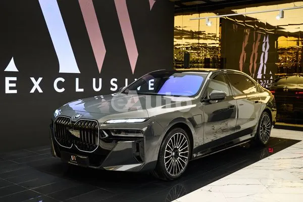 BMW 750 — polovni automobil
