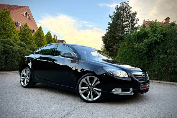 Opel Insignia — polovni automobil