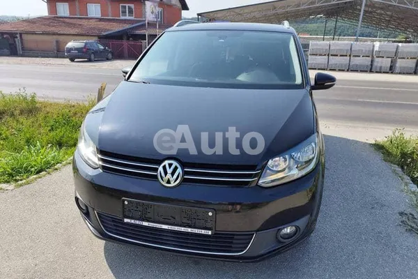 Volkswagen Touran — polovni automobil