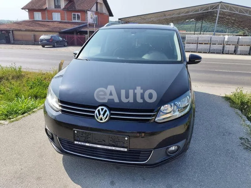 Volkswagen Touran — polovni automobil