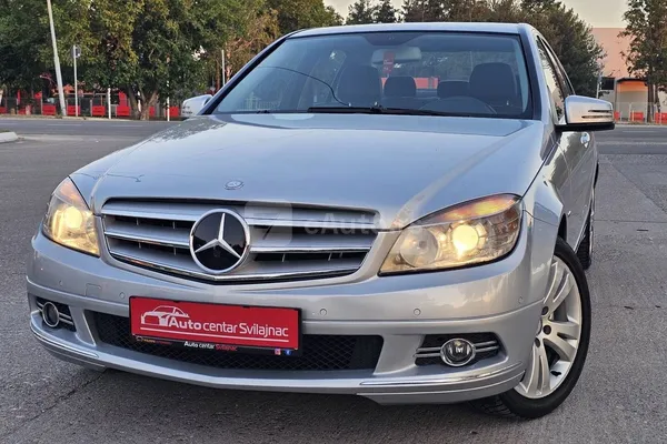 Mercedes Benz C 180 — polovni automobil