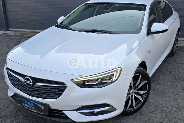 Opel Insignia — polovni automobil