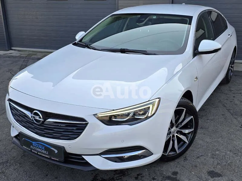 Opel Insignia — polovni automobil