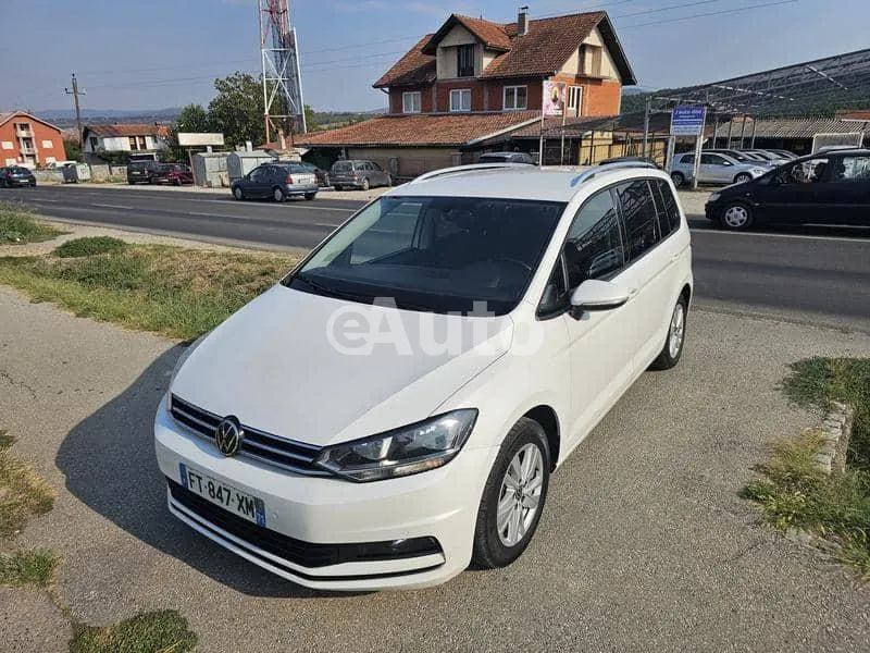 Volkswagen Touran — polovni automobil