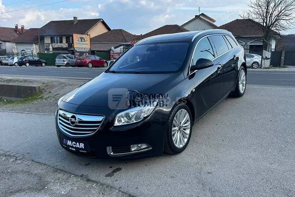 Opel Insignia — polovni automobil