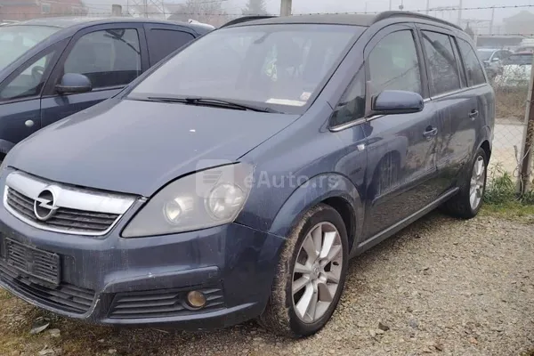 Opel Zafira — polovni automobil