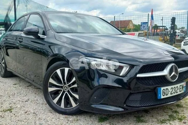 Mercedes Benz A 180 — polovni automobil