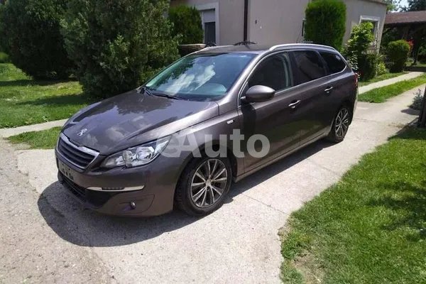 Peugeot 308 — polovni automobil