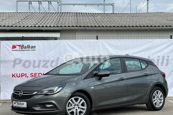 Opel Astra K — polovni automobil