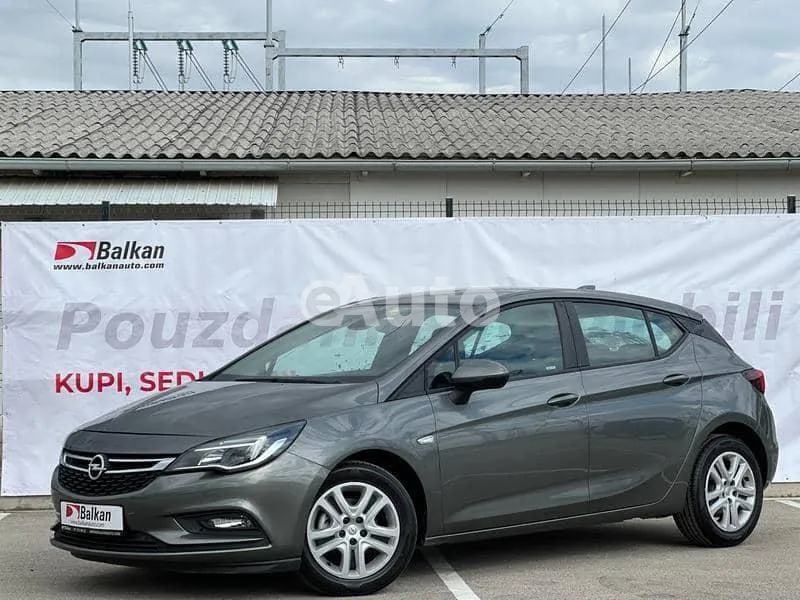 Opel Astra K — polovni automobil