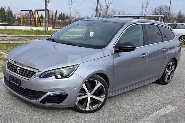 Peugeot 308 — polovni automobil