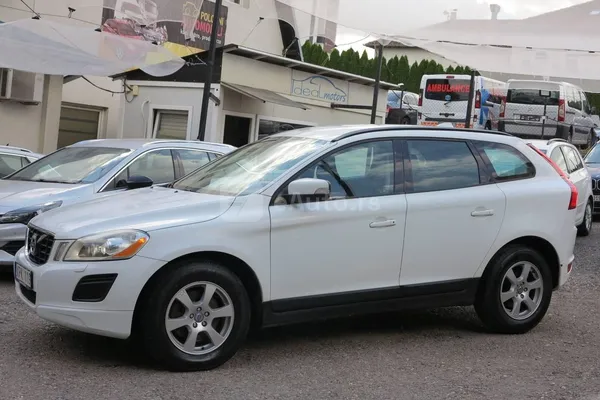 Volvo XC60 — polovni automobil