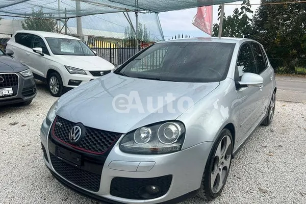 Volkswagen Golf 5 — polovni automobil