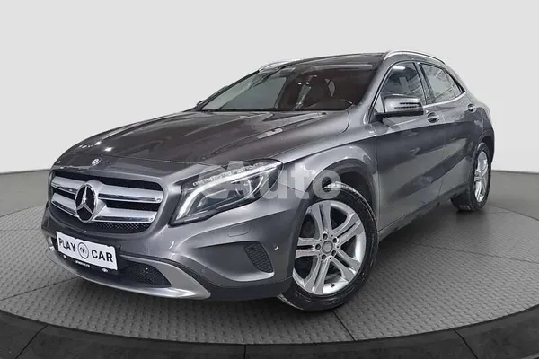 Mercedes Benz GLA 180 — polovni automobil