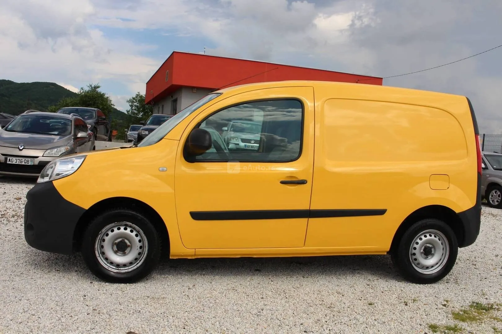 Renault Kangoo — polovni automobil