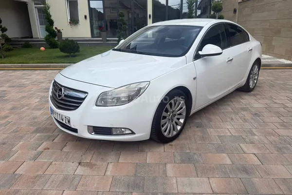 Opel Insignia — polovni automobil