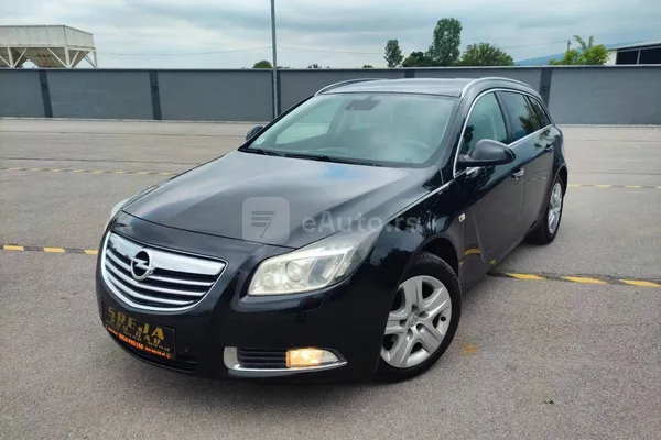 Opel Insignia — polovni automobil