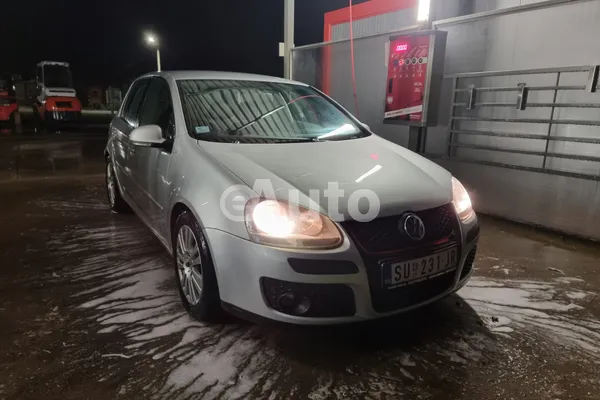 Volkswagen Golf 5 — polovni automobil