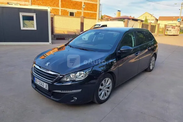 Peugeot 308 — polovni automobil