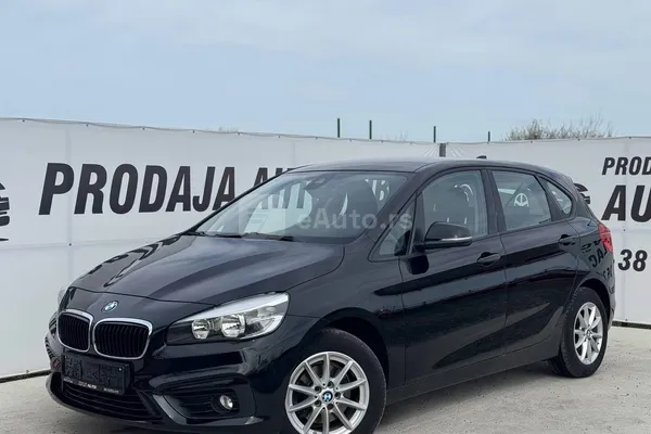 BMW 216 — polovni automobil