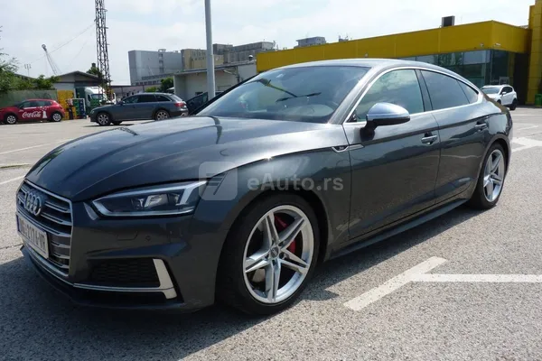 Audi S5 — polovni automobil