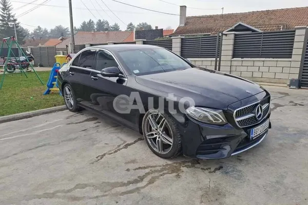 Mercedes Benz E 220 — polovni automobil