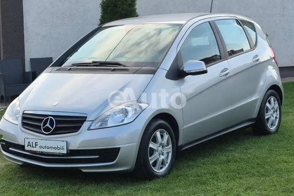 Mercedes Benz A 180 — polovni automobil
