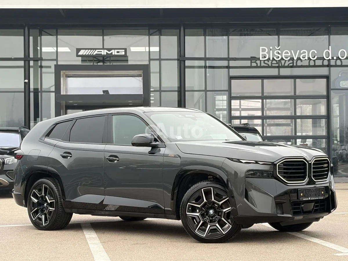 BMW XM — polovni automobil