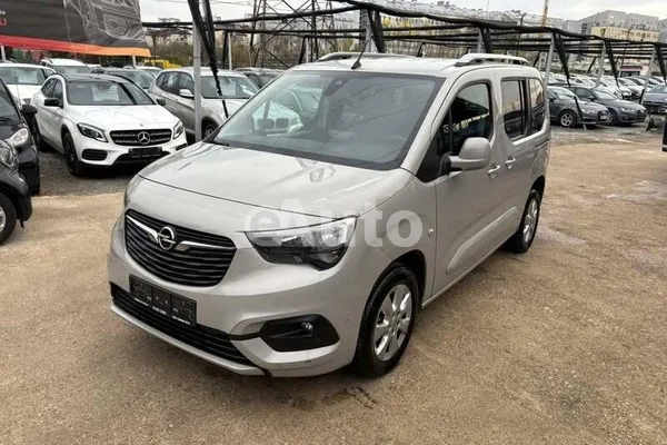 Opel Combo — polovni automobil