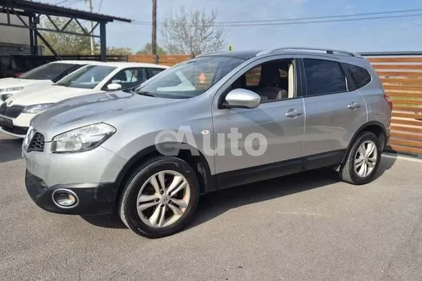 Nissan Qashqai + 2 — polovni automobil