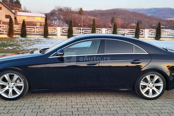 Mercedes Benz CLS 350 — polovni automobil