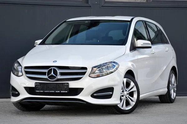 Mercedes Benz B 180 — polovni automobil