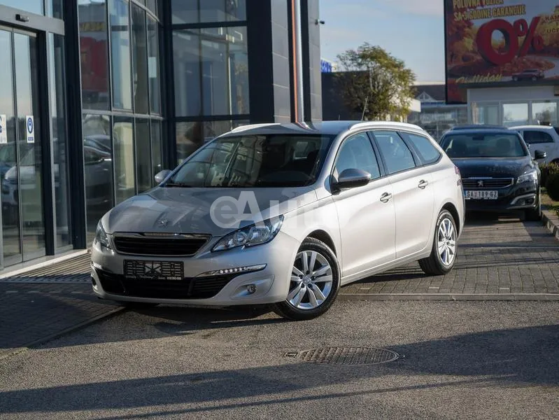 Peugeot 308 — polovni automobil