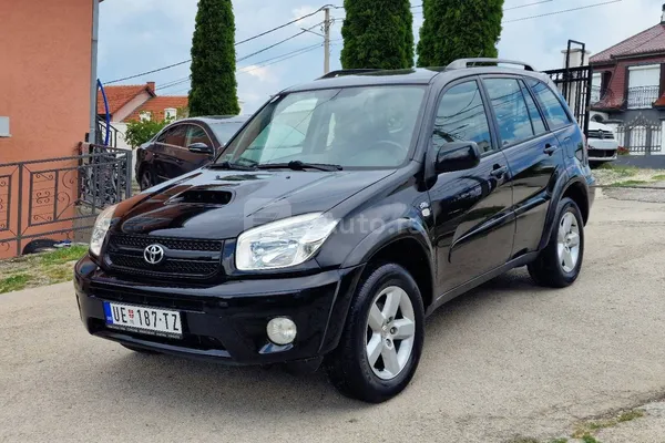 Toyota RAV 4 — polovni automobil
