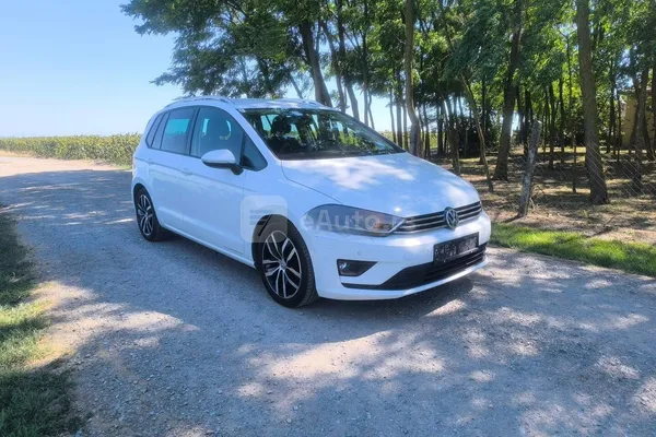Volkswagen Golf Sportsvan — polovni automobil