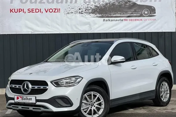 Mercedes Benz GLA 180 — polovni automobil