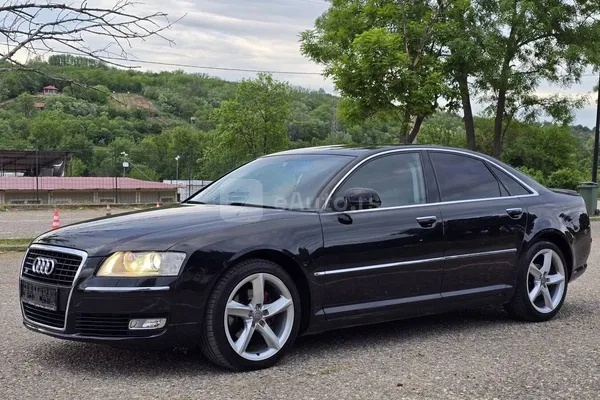 Audi A8 — polovni automobil