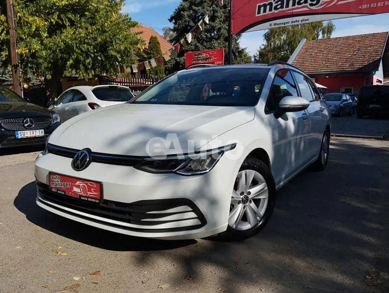 Volkswagen Golf 8 — polovni automobil