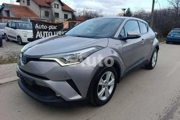 Toyota C-HR — polovni automobil
