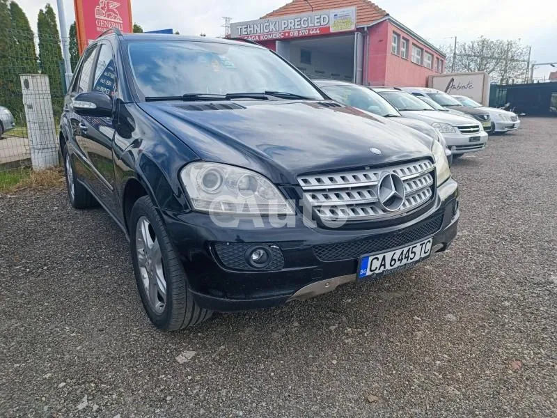 Mercedes Benz ML 500 — polovni automobil