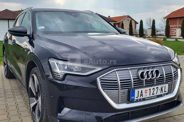 Audi e-tron — polovni automobil