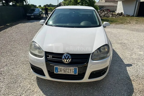 Volkswagen Golf 5 — polovni automobil