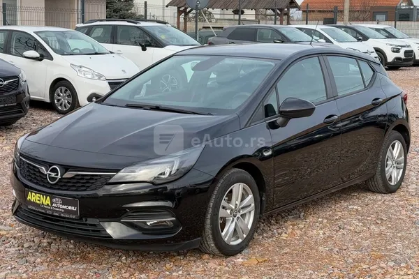 Opel Astra K — polovni automobil