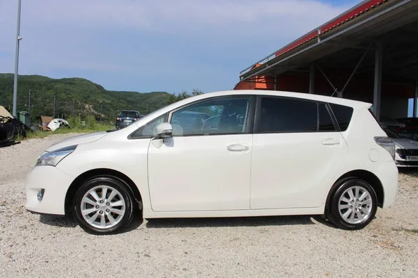 Toyota Verso — polovni automobil