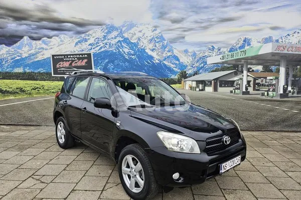 Toyota RAV 4 — polovni automobil