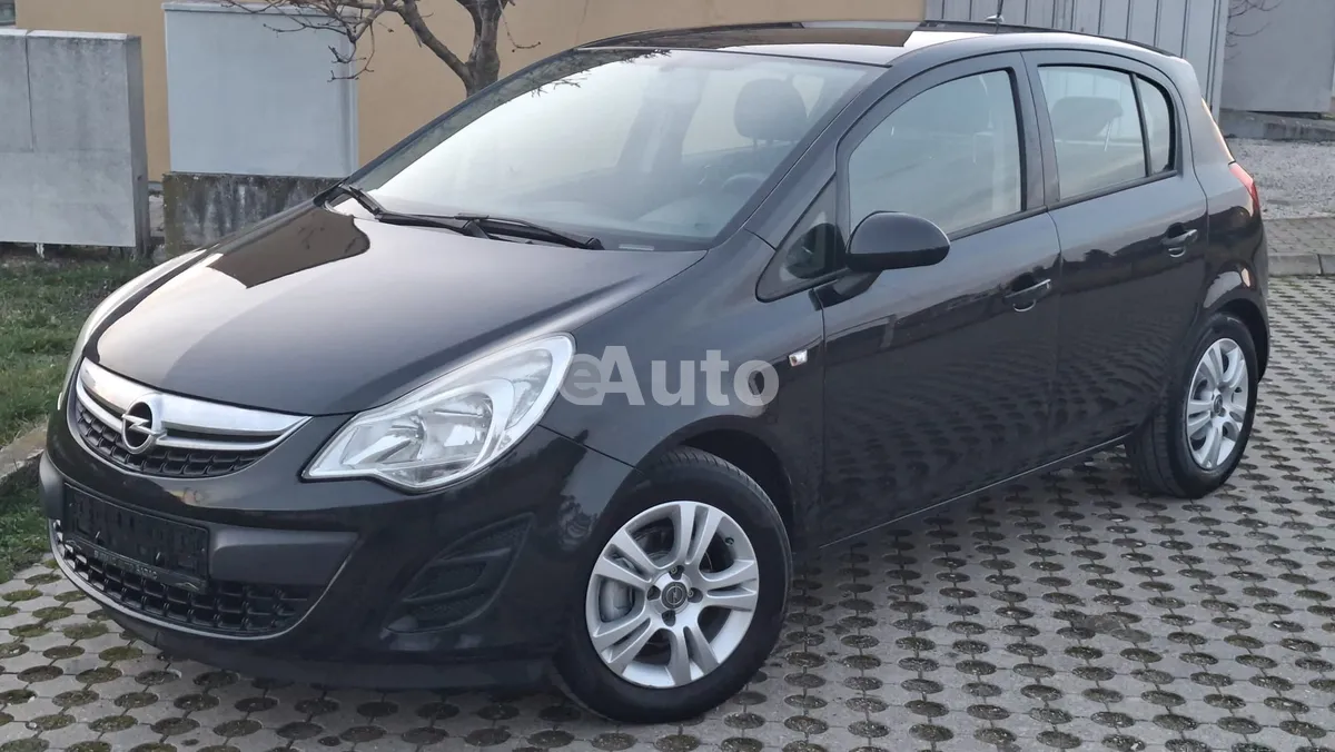 Opel Corsa D — polovni automobil
