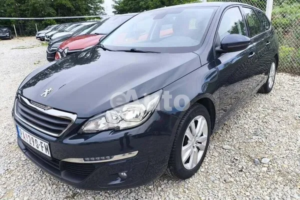 Peugeot 308 — polovni automobil