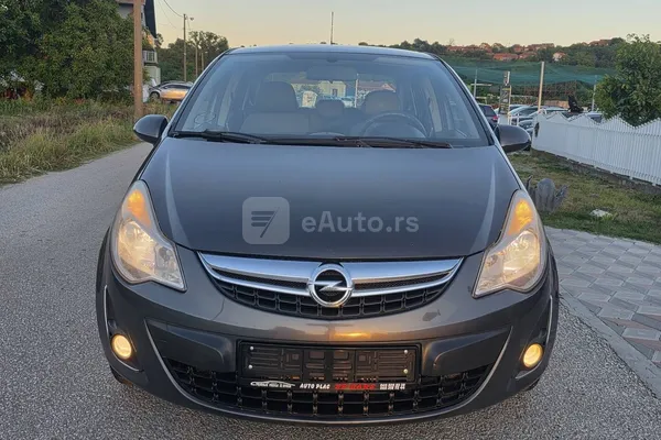 Opel Corsa D — polovni automobil