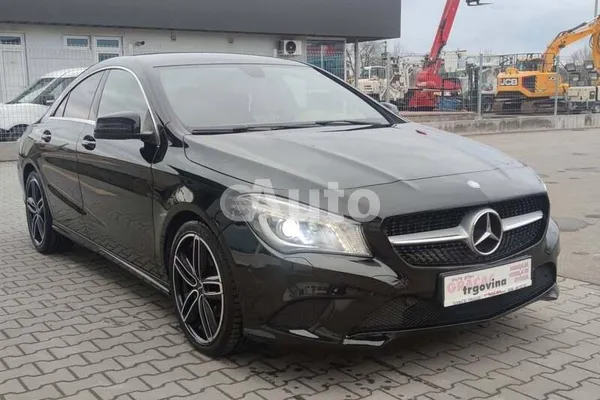 Mercedes Benz CLA 180 — polovni automobil